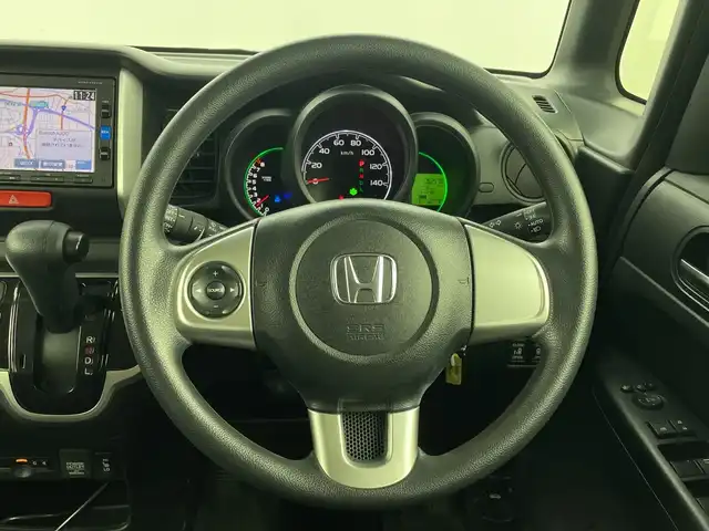 ホンダ Ｎ ＢＯＸ G SSパッケージ 新潟県 2017(平29)年 6.3万km プレミアムホワイトパールⅡ スマートキー/４WD/スペアキー1本/メモリナビ　型式VXM-174CSi/CD/BT/ワンセグ/ドライブレコーダー前後/両側パワースライドドア/シートヒーター　D席/N席/フロアマット/バイザー/夏タイヤ4本セット