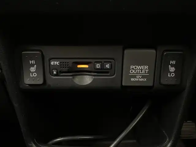 ホンダ Ｎ ＢＯＸ G SSパッケージ 新潟県 2017(平29)年 6.3万km プレミアムホワイトパールⅡ スマートキー/４WD/スペアキー1本/メモリナビ　型式VXM-174CSi/CD/BT/ワンセグ/ドライブレコーダー前後/両側パワースライドドア/シートヒーター　D席/N席/フロアマット/バイザー/夏タイヤ4本セット