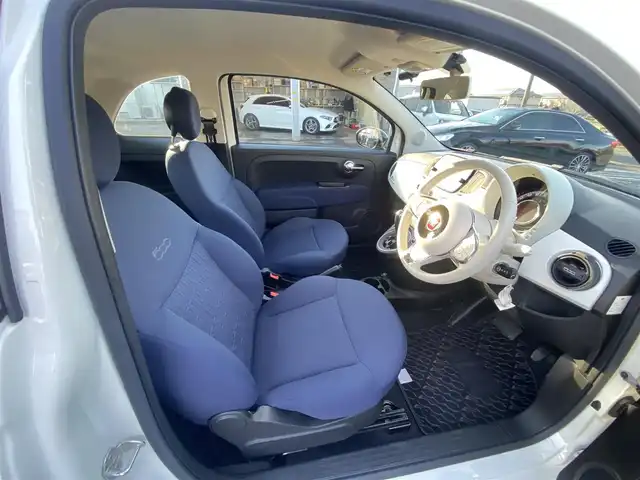 フィアット ５００ 1．2 カルト 福岡県 2021(令3)年 2万km ボサノバホワイト ・クルーズコントロール/・純正ディスプレイオーディオ／Ｂｌｕｅｔｏｏｔｈ／ＵＳＢ/carplay/・純正ドライブレコーダー/・パドルシフト/・フロントフォグランプ/・リモコンキー/・取扱説明書