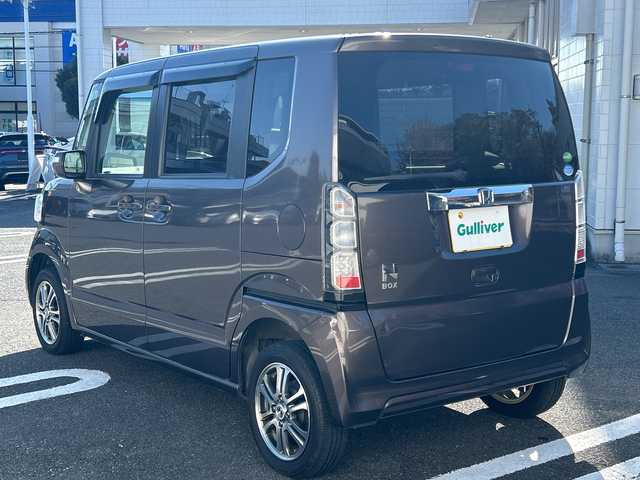 ホンダ Ｎ ＢＯＸ G Lパッケージ 東京都 2013(平25)年 2万km プレミアムブロンズパール 4WD/社外メモリナビ/・TV/CD/SD/横滑り防止装置/盗難防止装置/ETC/ドアバイザー/パワースライドドア/14インチ純正アルミホイール/チップアップシート/スペアキー1本/プッシュスタート/取扱説明書/スペアキー1本