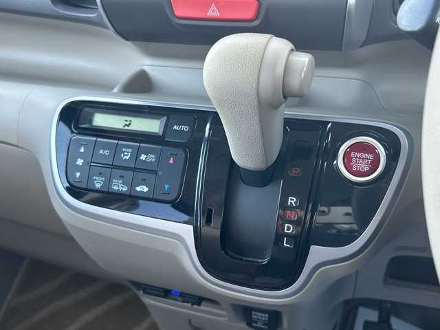 ホンダ Ｎ ＢＯＸ G Lパッケージ 東京都 2013(平25)年 2万km プレミアムブロンズパール 4WD/社外メモリナビ/・TV/CD/SD/横滑り防止装置/盗難防止装置/ETC/ドアバイザー/パワースライドドア/14インチ純正アルミホイール/チップアップシート/スペアキー1本/プッシュスタート/取扱説明書/スペアキー1本