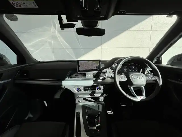 アウディ Ｑ５ 40TDIクワトロ スポーツ 山形県 2020(令2)年 2.3万km デイトナグレーパールエフェクト 純正ＨＤＤナビ　/フルセグＴＶ　/ETC2.0 /Bluetooth/USB/AUX/SD/CD/DVD/運転席/助手席パワーシート　/運転席/助手席シートヒーター　/ハーフレザーシート　/ルーフレール　/電動リアゲート　/ACC