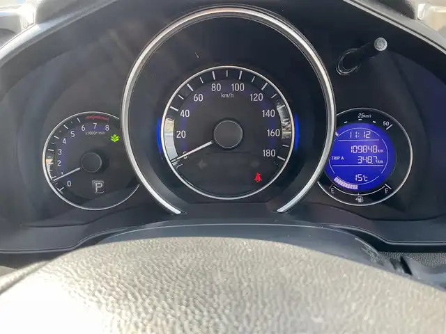 ホンダ フィット 13G Fパッケージ ファインED 滋賀県 2017(平29)年 11万km クリスタルブラックパール ワンオーナー/純正ナビ/DVD、CD、ワンセグテレビ/バックカメラ/ETC/カロッツェリアチェーンアップトゥイーター/プッシュスタート/純正フロアマット/社外14インチホイール/取扱説明書/保証書/