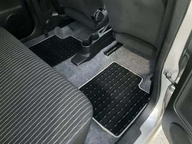 スズキ アルト ワークス 滋賀県 2021(令3)年 4.1万km スチールシルバーM ワンオーナー/車検令和8年5月まで/水冷直列3気筒インタークーラーターボ/5MT/純正KYBショックアブソーバー/純正キセノンヘッドライト/・フォグランプ/純正15インチアルミホイール/純正RECAROシート/カロッツェリア9インチディスプレイオーディオ/・AM/FM/・Bluetooth/純正ビルトインETC/純正フロアマット/スペアキー/取扱説明書/保証書/