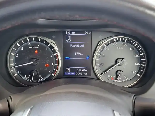 日産 スカイライン 400R 大阪府 2020(令2)年 6.2万km カーマインレッド /禁煙車//サンルーフ//ニスモスポーツリセッティング//本革スポーツシート//4輪アルミレッドキャリパー//純正HDDナビ//CD/DVD/フルセグテレビ/BT/USB//Apple CarPlay//全方位カメラ//追従式クルーズコントロール//衝突被害軽減ブレーキ//レーンキープアシスト//LEDヘッドライト//DN席パワーシート//DN席シートヒーター//タイプC充電//保証書//取扱説明書//スペアキー×1