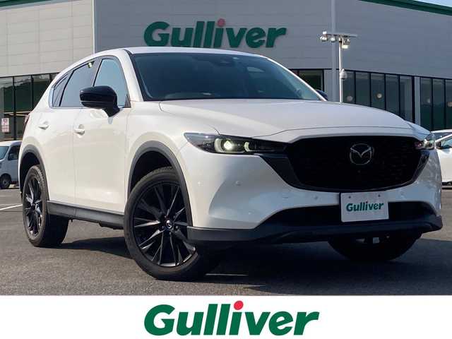 マツダ ＣＸ－５ XD ブラックトーンエディション 佐賀県 2022(令4)年 1.6万km スノーフレイクホワイトパールマイカ MAZDAコネクトナビ/360°カメラ/スマートシティブレーキサポート/レーンキープアシストシステム/ブラインドスポットモニタリング/オートハイビーム/コーナーセンサー/レーダークルーズコントロール/ヘッドアップディスプレイ/パワーバックドア/電動パーキングブレーキ/オートブレーキホールド/ステアリングヒーター/ステアリングリモコン/パドルシフト/シートヒーター/メモリ付きパワーシート/ハーフレザーシート/置くだけ充電/ETC/プッシュスタート/スマートキー/LEDヘッドライト/純正アルミホイール