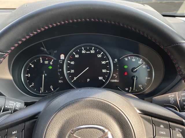 マツダ ＣＸ－５ XD ブラックトーンエディション 佐賀県 2022(令4)年 1.6万km スノーフレイクホワイトパールマイカ MAZDAコネクトナビ/360°カメラ/スマートシティブレーキサポート/レーンキープアシストシステム/ブラインドスポットモニタリング/オートハイビーム/コーナーセンサー/レーダークルーズコントロール/ヘッドアップディスプレイ/パワーバックドア/電動パーキングブレーキ/オートブレーキホールド/ステアリングヒーター/ステアリングリモコン/パドルシフト/シートヒーター/メモリ付きパワーシート/ハーフレザーシート/置くだけ充電/ETC/プッシュスタート/スマートキー/LEDヘッドライト/純正アルミホイール