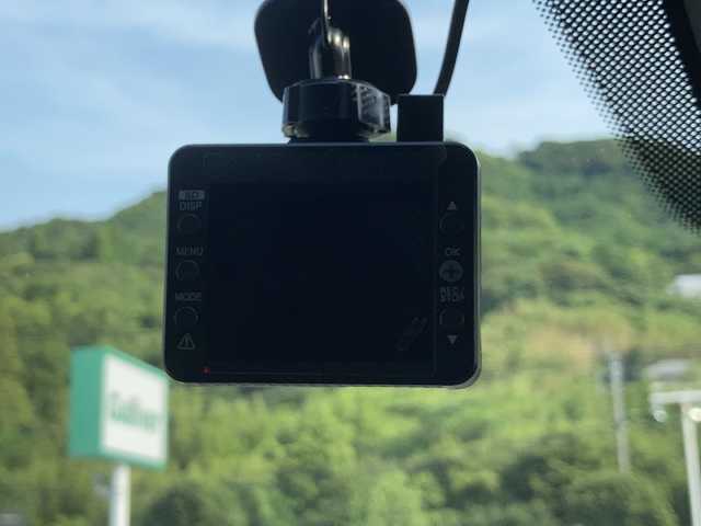 マツダ ＣＸ－５ XD ブラックトーンエディション 佐賀県 2022(令4)年 1.6万km スノーフレイクホワイトパールマイカ MAZDAコネクトナビ/360°カメラ/スマートシティブレーキサポート/レーンキープアシストシステム/ブラインドスポットモニタリング/オートハイビーム/コーナーセンサー/レーダークルーズコントロール/ヘッドアップディスプレイ/パワーバックドア/電動パーキングブレーキ/オートブレーキホールド/ステアリングヒーター/ステアリングリモコン/パドルシフト/シートヒーター/メモリ付きパワーシート/ハーフレザーシート/置くだけ充電/ETC/プッシュスタート/スマートキー/LEDヘッドライト/純正アルミホイール