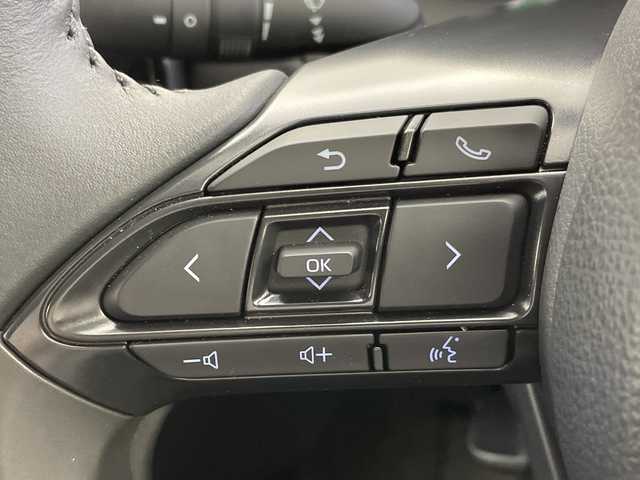トヨタ アクア Z 新潟県 2024(令6)年 0.3万km クリアベージュメタリック 純正メモリナビ/　Bluetooth/CD/DVD/USB/トヨタセーフティセンス/・プリクラッシュセーフティ/・先行車発進告知機能/・レーントレーシングアシスト/・レーダークルーズコントロール/・オートマチックハイビーム/・ロードサインアシスト/ブラインドスポットモニター/リヤクロストラフィックアラート/パーキングサポートブレーキ/前後コーナーセンサー/前後ドライブレコーダー/バックモニター/ビルトインETC2.0/オートライト/レザーステアリング