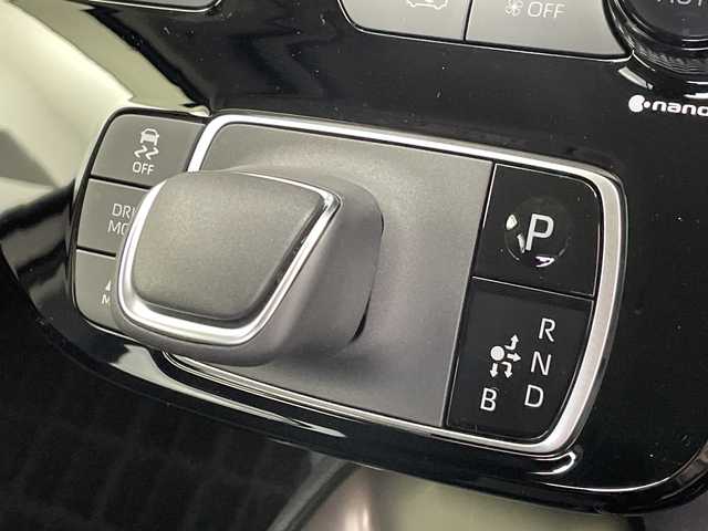 トヨタ アクア Z 新潟県 2024(令6)年 0.3万km クリアベージュメタリック 純正メモリナビ/　Bluetooth/CD/DVD/USB/トヨタセーフティセンス/・プリクラッシュセーフティ/・先行車発進告知機能/・レーントレーシングアシスト/・レーダークルーズコントロール/・オートマチックハイビーム/・ロードサインアシスト/ブラインドスポットモニター/リヤクロストラフィックアラート/パーキングサポートブレーキ/前後コーナーセンサー/前後ドライブレコーダー/バックモニター/ビルトインETC2.0/オートライト/レザーステアリング