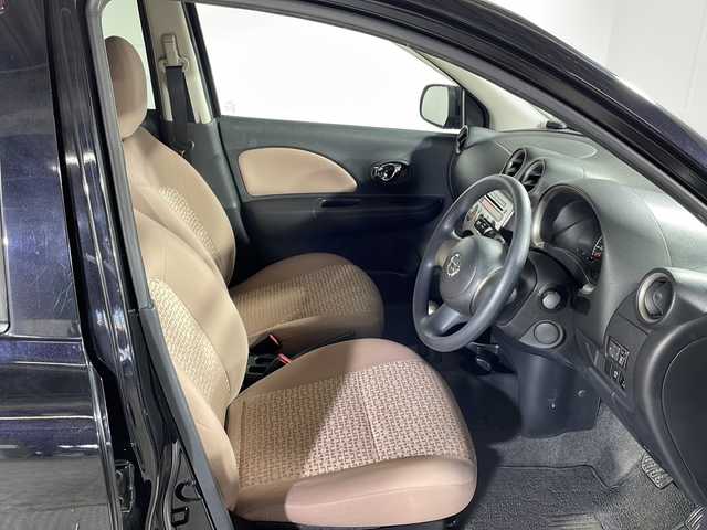 日産 マーチ 12X 30th ハピネス 沖縄県 2013(平25)年 7.7万km ピュアブラック 禁煙車/純正オーディオ/　AM/FM/CD/AUX/スマートキー/純正ドアバイザー/アンチロック・ブレーキ・システム/盗難防止装置/電動格納ミラー/ヘッドライトレベライザー/アイドリングストップ/集中ドアロック/純正フロアマット