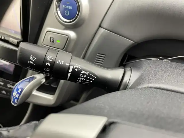 トヨタ プリウス α G 宮城県 2012(平24)年 9.5万km ブラック ALPINE製HDDナビ〈VIE-X08VS〉/バックカメラ/クルーズコントロール/純正HIDヘッドライト/純正フォグランプ/レザーステアリング/純正16インチAW〈ホイールキャップ付〉/スマートキー