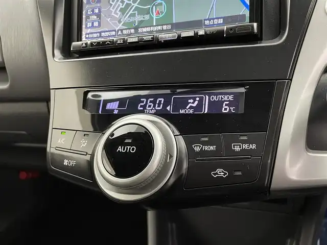 トヨタ プリウス α G 宮城県 2012(平24)年 9.5万km ブラック ALPINE製HDDナビ〈VIE-X08VS〉/バックカメラ/クルーズコントロール/純正HIDヘッドライト/純正フォグランプ/レザーステアリング/純正16インチAW〈ホイールキャップ付〉/スマートキー