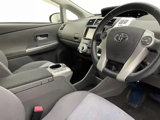 トヨタ プリウス α G 宮城県 2012(平24)年 9.5万km ブラック ALPINE製HDDナビ〈VIE-X08VS〉/バックカメラ/クルーズコントロール/純正HIDヘッドライト/純正フォグランプ/レザーステアリング/純正16インチAW〈ホイールキャップ付〉/スマートキー