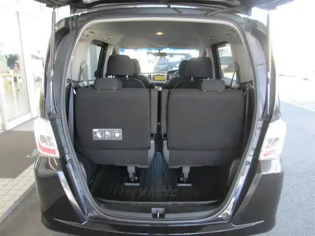 ホンダ フリード GH 千葉県 2012(平24)年 8.4万km プレミアムブラキッシュパール ワンオーナー/純正ナビ、ワンセグTV/バックカメラ/純正オーディオ【DVD/CD/SD】/片側パワースライドドア/HIDヘッドライト&ハロゲンフォグ/横滑り防止装置/Modulo14インチアルミホイール/社外前後ドライブレコーダー/ETC/スペアキー/取扱説明書/新車時保証書