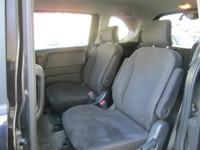 ホンダ フリード GH 千葉県 2012(平24)年 8.4万km プレミアムブラキッシュパール ワンオーナー/純正ナビ、ワンセグTV/バックカメラ/純正オーディオ【DVD/CD/SD】/片側パワースライドドア/HIDヘッドライト&ハロゲンフォグ/横滑り防止装置/Modulo14インチアルミホイール/社外前後ドライブレコーダー/ETC/スペアキー/取扱説明書/新車時保証書