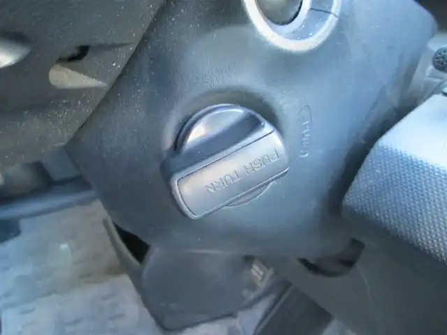 ホンダ フリード GH 千葉県 2012(平24)年 8.4万km プレミアムブラキッシュパール ワンオーナー/純正ナビ、ワンセグTV/バックカメラ/純正オーディオ【DVD/CD/SD】/片側パワースライドドア/HIDヘッドライト&ハロゲンフォグ/横滑り防止装置/Modulo14インチアルミホイール/社外前後ドライブレコーダー/ETC/スペアキー/取扱説明書/新車時保証書