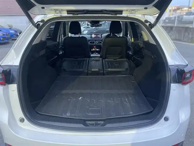 マツダ ＣＸ－５ 20S フィールドジャーニー 群馬県 2023(令5)年 3.1万km ロジウムホワイトプレミアムメタリック 純正メーカーナビTV、Bluetooth、AppleCarPlay、AndroidAuto/ワンオーナー/衝突軽減/レーンキープアシスト/ブラインドスポットモニター/コーナーセンサー/レーダークルーズコントロール/バック、サイド、フロント、全方位カメラ/アイドリングストップ/サイドエアバッグ/LEDヘッドライト/パワーシート/シートヒーター/シートメモリー/パワーバックドア/ステアリングヒーター/ETC/革巻きステアリング/電動格納ミラー/ウィンカーミラー/パドルシフト/ハーフレザーシート/純正アルミホイール/純正フロアマット/スペアキー