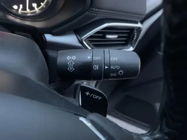 マツダ ＣＸ－５ 20S フィールドジャーニー 群馬県 2023(令5)年 3.1万km ロジウムホワイトプレミアムメタリック 純正メーカーナビTV、Bluetooth、AppleCarPlay、AndroidAuto/ワンオーナー/衝突軽減/レーンキープアシスト/ブラインドスポットモニター/コーナーセンサー/レーダークルーズコントロール/バック、サイド、フロント、全方位カメラ/アイドリングストップ/サイドエアバッグ/LEDヘッドライト/パワーシート/シートヒーター/シートメモリー/パワーバックドア/ステアリングヒーター/ETC/革巻きステアリング/電動格納ミラー/ウィンカーミラー/パドルシフト/ハーフレザーシート/純正アルミホイール/純正フロアマット/スペアキー