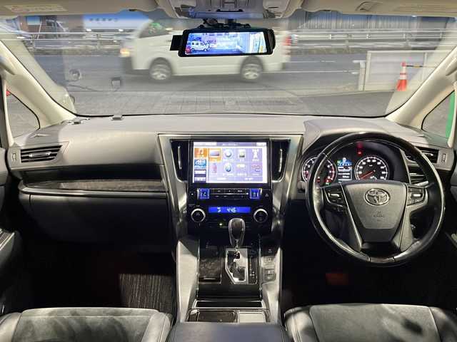 トヨタ アルファード S Cパッケージ 愛知県 2017(平29)年 10.8万km ブラック /禁煙//ALPINE11型ナビ//ALPINEフリップダウンモニター//フルセグ//CD/DVD/SD/USB/BT/AUX/HDMI/AM/FM//バックカメラ//ビルトインETC//デジタルルームミラー/ドライブレコーダー機能付き//AC100V//ハーフレザー//メモリ付きパワーシート//両側パワースライドドア//パワーバックドア//ウッドコンビステアリング//ステアリングスイッチ//ステアリングヒーター//MTモード付AT//LEDオートライト//フォグランプ//クルーズコントロール//クリアランスソナー//ECOモード//nanoe//オートリトラウィンカーミラー//電子パーキング//オートブレーキホールド//スマートキー//プッシュスタート//純正フロアマット//純正ドアバイザー//保証書//取説//記録簿//スペアキー