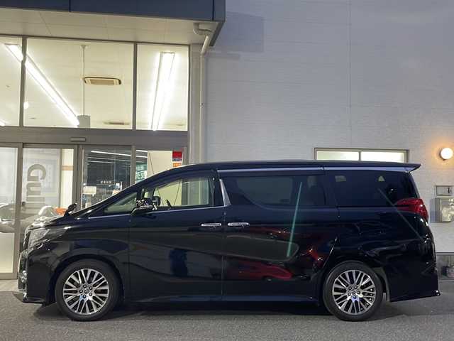 トヨタ アルファード S Cパッケージ 愛知県 2017(平29)年 10.8万km ブラック /禁煙//ALPINE11型ナビ//ALPINEフリップダウンモニター//フルセグ//CD/DVD/SD/USB/BT/AUX/HDMI/AM/FM//バックカメラ//ビルトインETC//デジタルルームミラー/ドライブレコーダー機能付き//AC100V//ハーフレザー//メモリ付きパワーシート//両側パワースライドドア//パワーバックドア//ウッドコンビステアリング//ステアリングスイッチ//ステアリングヒーター//MTモード付AT//LEDオートライト//フォグランプ//クルーズコントロール//クリアランスソナー//ECOモード//nanoe//オートリトラウィンカーミラー//電子パーキング//オートブレーキホールド//スマートキー//プッシュスタート//純正フロアマット//純正ドアバイザー//保証書//取説//記録簿//スペアキー