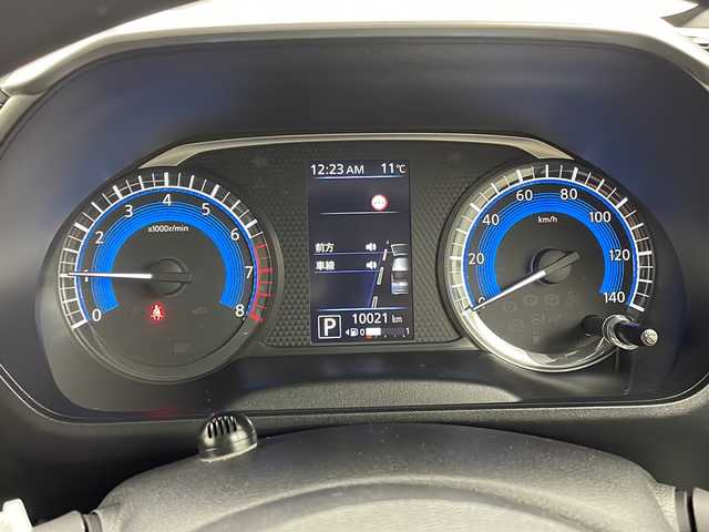 日産 ルークス ハイウェイスター X 茨城県 2022(令4)年 1万km ホワイトソリッド/プレミアムオリーブM 純正アルミホイール/両側スライドドア/LEDヘッドライト/スマートキー/Bluetooth接続/全方位モニター/エンジンスタートボタン/コーナーセンサー/オートライト/盗難防止装置/ABS/横滑り防止装置