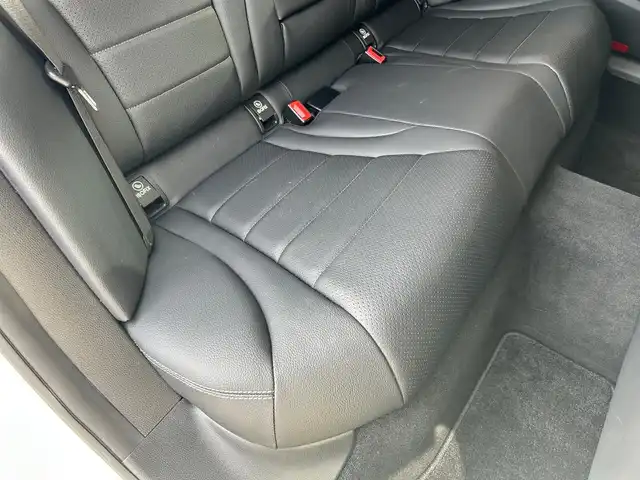 メルセデス・ベンツ Ｃ２２０ｄ 富山県 2019(平31)年 6.7万km パール 純正HDDナビ/フルセグTV/Bluetooth接続/AM/FMラジオ/App-conect/バックカメラ/コーナーセンサー/レーンアシスト/クリアランスソナー/ブラインドスポット/パーキングセンサー/ACC/D/N席パワーシート/D/N席シートヒーター/アイドリングストップ/プッシュスタート/ETC2.0/ドライブレコーダー