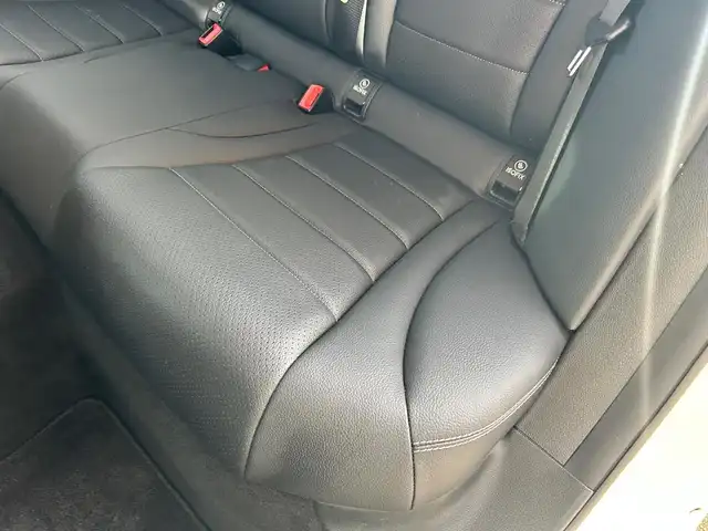 メルセデス・ベンツ Ｃ２２０ｄ 富山県 2019(平31)年 6.7万km パール 純正HDDナビ/フルセグTV/Bluetooth接続/AM/FMラジオ/App-conect/バックカメラ/コーナーセンサー/レーンアシスト/クリアランスソナー/ブラインドスポット/パーキングセンサー/ACC/D/N席パワーシート/D/N席シートヒーター/アイドリングストップ/プッシュスタート/ETC2.0/ドライブレコーダー