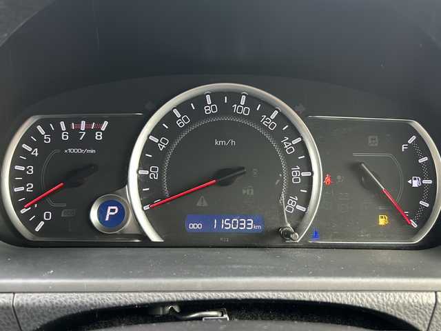 トヨタ ヴォクシー ZS 煌Ⅱ 道東・釧路十勝 2017(平29)年 11.5万km ホワイトパールクリスタルシャイン ・4WD/・純正9インチメモリナビ/（CD/DVD/BT/SD/USB）/・両側パワースライドドア/・バックカメラ/・純正12.9インチフリップダウンモニター/・モデリスタリップスポイラー/・ETC/・ドアバイザー/・アイドリングストップ/・LEDヘッドライト/・フォグランプ/・オートライト/・オートマチックハイビーム/・プッシュスタート/・スマートキー/・純正アルミホイール