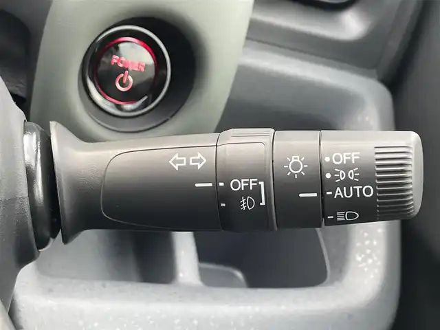 ホンダ フリード ハイブリット e:HEV クロスター 滋賀県 2025(令7)年 0.1千km クリスタルブラックパール 登録済未使用車/純正９インチナビ/(Bluetooth/フルセグTV/Apple Car Play/Android Auto)/ホンダセンシング/・アダプティブクルーズコントロール/・レーンキープアシスト/・衝突軽減ブレーキ/・路外逸脱抑制機能/・ブラインドスポットインフォメーション/・オートハイビーム/ルーフレール/両側パワースライドドア/クリアランスソナー/バックカメラ/シートヒーター/オートライト/LEDヘッドライト