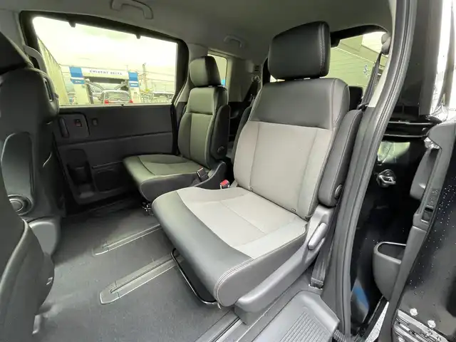 ホンダ フリード ハイブリット e:HEV クロスター 滋賀県 2025(令7)年 0.1千km クリスタルブラックパール 登録済未使用車/純正９インチナビ/(Bluetooth/フルセグTV/Apple Car Play/Android Auto)/ホンダセンシング/・アダプティブクルーズコントロール/・レーンキープアシスト/・衝突軽減ブレーキ/・路外逸脱抑制機能/・ブラインドスポットインフォメーション/・オートハイビーム/ルーフレール/両側パワースライドドア/クリアランスソナー/バックカメラ/シートヒーター/オートライト/LEDヘッドライト