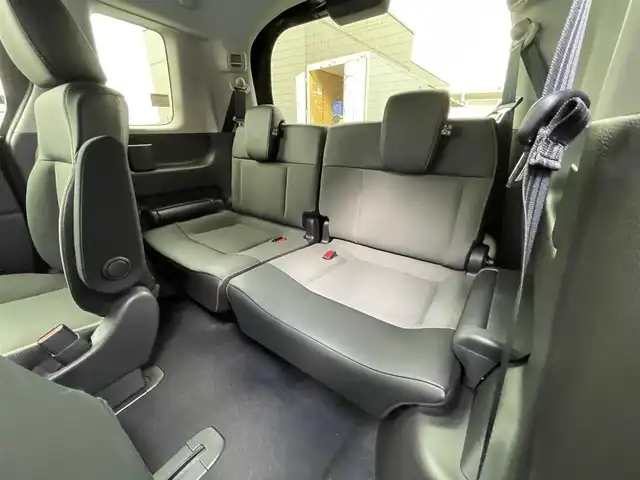 ホンダ フリード ハイブリット e:HEV クロスター 滋賀県 2025(令7)年 0.1千km クリスタルブラックパール 登録済未使用車/純正９インチナビ/(Bluetooth/フルセグTV/Apple Car Play/Android Auto)/ホンダセンシング/・アダプティブクルーズコントロール/・レーンキープアシスト/・衝突軽減ブレーキ/・路外逸脱抑制機能/・ブラインドスポットインフォメーション/・オートハイビーム/ルーフレール/両側パワースライドドア/クリアランスソナー/バックカメラ/シートヒーター/オートライト/LEDヘッドライト