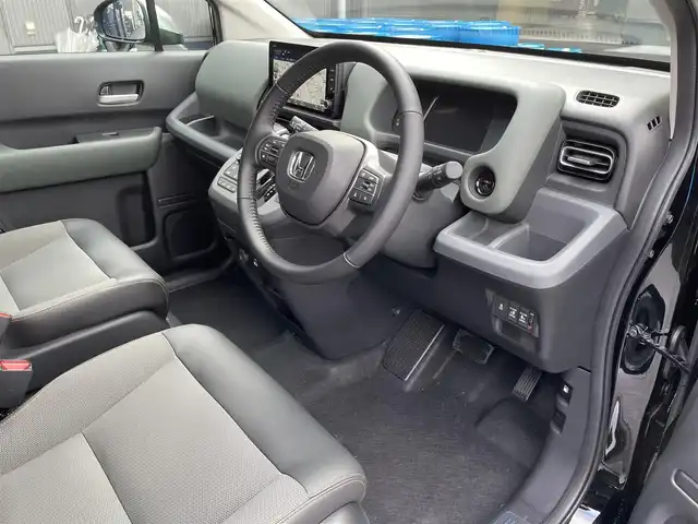 ホンダ フリード ハイブリット e:HEV クロスター 滋賀県 2025(令7)年 0.1千km クリスタルブラックパール 登録済未使用車/純正９インチナビ/(Bluetooth/フルセグTV/Apple Car Play/Android Auto)/ホンダセンシング/・アダプティブクルーズコントロール/・レーンキープアシスト/・衝突軽減ブレーキ/・路外逸脱抑制機能/・ブラインドスポットインフォメーション/・オートハイビーム/ルーフレール/両側パワースライドドア/クリアランスソナー/バックカメラ/シートヒーター/オートライト/LEDヘッドライト