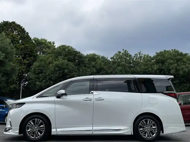 トヨタ アルファードハイブリット Z 東京都 2024(令6)年 0.4万km プラチナホワイトパールマイカ ワンオーナー/モデリスタエアロ/・フロントスポイラー/・サイドスカート/・リヤスタイリングキット/（リヤスカート＋ドレスアップマフラー）/純正ディスプレイオーディオナビ（14インチ）/・Bluetoothオーディオ/・フルセグTV/カラーヘッドアップディスプレイ/寒冷地仕様/左右独立ムーンルーフ/Toyota Safety Sense/両側パワースライドドア/パワーバックドア/合成皮革ブラックシート/・パワーシート（1列目）/・シートヒーター/ベンチレーション（1列目/2列目）/ETC2.0/保証書/取扱説明書/スペアキー