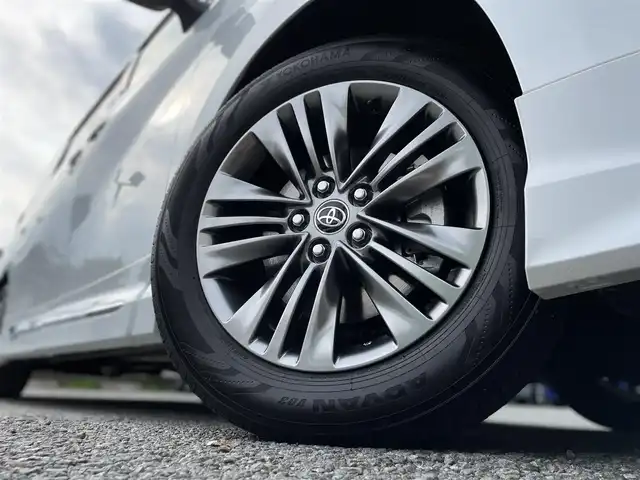 トヨタ アルファードハイブリット Z 東京都 2024(令6)年 0.4万km プラチナホワイトパールマイカ ワンオーナー/モデリスタエアロ/・フロントスポイラー/・サイドスカート/・リヤスタイリングキット/（リヤスカート＋ドレスアップマフラー）/純正ディスプレイオーディオナビ（14インチ）/・Bluetoothオーディオ/・フルセグTV/カラーヘッドアップディスプレイ/寒冷地仕様/左右独立ムーンルーフ/Toyota Safety Sense/両側パワースライドドア/パワーバックドア/合成皮革ブラックシート/・パワーシート（1列目）/・シートヒーター/ベンチレーション（1列目/2列目）/ETC2.0/保証書/取扱説明書/スペアキー