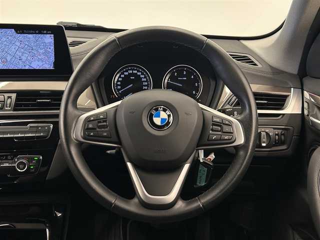 ＢＭＷ Ｘ１ xDrive 18d xライン 岡山県 2019(令1)年 4.8万km スパークリングストームブリリアントエフェクト BMW純正iDrive/Rカメラ/ACC/インテリジェントセーフティー/衝突軽減ブレーキ/歩行者警告/車線逸脱警告/ミラー一体型ETC/ハーフレザーシート/パワーシート/パーキングアシスト/純正18インチアルミ/パワーテールゲート/Bluetooth/USB/ＬＥＤヘッドライト/オートライト/オートワイパー/ＤＳＣ
