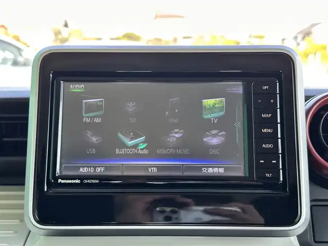 スズキ スペーシア HYBRID X 宮城県 2020(令2)年 1.9万km ピュアホワイトP ワンオーナー/セーフティサポート/・デュアルカメラブレーキサポート/・誤発進抑制機能/・車線逸脱警報機能/・ふらつき警報機能/・先行車発進お知らせ機能/・ハイビームアシスト/・リアパーキングセンサー/・後方誤発進抑制機能/横滑り防止装置/純正SDナビ/・Bluetooth/・CD/DVD/・フルセグTV/バックカメラ/ドライブレコーダー/両側パワースライドドア/シートヒーター/オートライト/プッシュスタート＆スペアキー/電動格納ミラー/純正フロアマット/W/サイド/カーテンエアバッグ