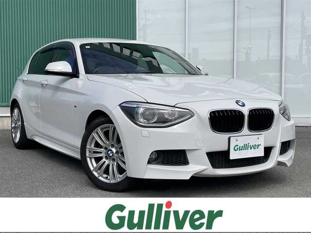 ＢＭＷ １１６ｉ Mスポーツ 福岡県 2015(平27)年 6.6万km 白 純正ナビ/Bカメラ/LEDヘッドライト/オートライト/純正17インチAW/アイドリングストップ/横滑り防止装置/コーナーセンサー/盗難防止装置/ステアリングスイッチ/スマートキー/ETC/保証書/取扱説明書