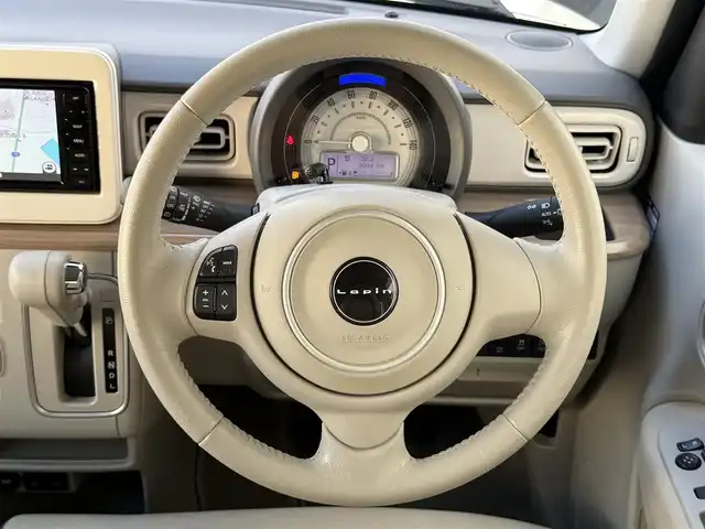 スズキ ラパン X 愛知県 2020(令2)年 0.8万km シフォンアイボリーメタリック /禁煙//ワンオーナー//純正メモリナビ//全方位カメラ//フルセグ/CD/DVD/SD録音/USB/iPod/BT/ラジオ//ドライブレコーダー//デュアルセンサーブレーキサポート//車線逸脱警報//オートリトラウィンカーミラー//シートヒーター//ベンチシート//革巻きステアリング//ステアリングスイッチ//HIDオートライト//リアコーナーセンサー//アイドリングストップ//スマートキー//プッシュスタート//純正14AW//純正ドアバイザー/純正フロアマット//保証書//取扱説明書//ディーラー記録簿6部//スペアキー