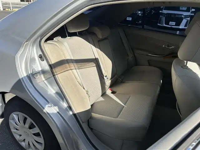 トヨタ プレミオ 1．5F Lパッケージ 静岡県 2008(平20)年 11.6万km シルバーM プッシュスタート/電動格納ミラー/純正ナビ/（CD/DVD/AM/FM）/ヘッドライトレベライザー/パワーウィンド/ウィンカーミラー