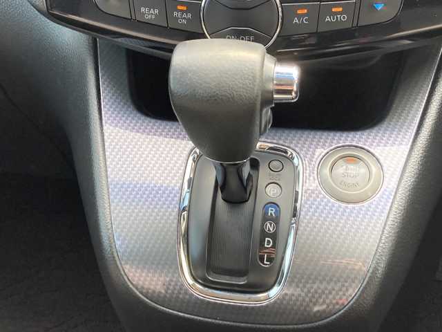 日産 セレナ ライダー Bライン Sハイブリッド 佐賀県 2014(平26)年 9.8万km ダイヤモンドブラック 純正8インチナビ/バックカメラ/純正フリップダウンモニター/LDW/クルーズコントロール/両側パワースライドドア/アイドリングストップ/ETC/社外レーダー/プッシュスタート/スマートキー/純正AW