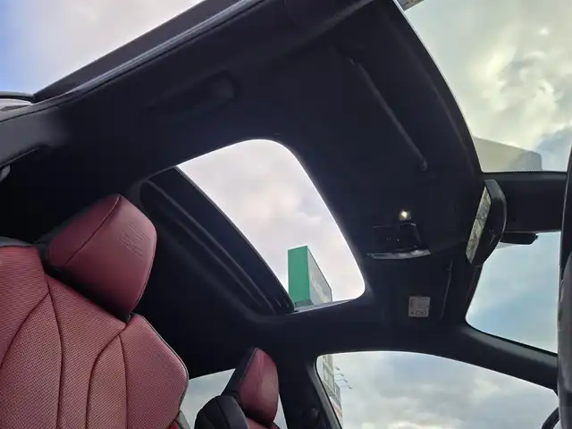 レクサス ＲＸ 500h Fスポーツパフォーマンス 鹿児島県 2023(令5)年 7.8万km ソニッククロム マークレビンソン　/寒冷地仕様　/オレンジキャリパー　/全席シートヒーター　/全席ベンチレーション　/ステアリングヒーター/輻射ヒーター/パノラミックビューモニター　/ブラインドスポットモニター　/ＤＩＲＥＣＴ４　/ダイナミックリアステアリング/純正メモリーナビ/Bluetoothオーディオ/フルセグテレビ/パワーバックドア/TVキャンセラー/デジタルインナーミラー/前後ドライブレコーダー/ワイヤレス充電/パーキングアシスト/レーダークルーズコントロール/パドルシフト/ＭＴモード付きＡＴ/プッシュスタート/スマートキー/レーンキープアシスト/横滑り防止装置/エアバック(W+サイド)/カーテンエアバッグ