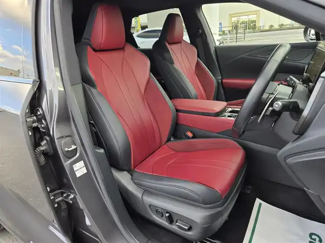 レクサス ＲＸ 500h Fスポーツパフォーマンス 鹿児島県 2023(令5)年 7.8万km ソニッククロム マークレビンソン　/寒冷地仕様　/オレンジキャリパー　/全席シートヒーター　/全席ベンチレーション　/ステアリングヒーター/輻射ヒーター/パノラミックビューモニター　/ブラインドスポットモニター　/ＤＩＲＥＣＴ４　/ダイナミックリアステアリング/純正メモリーナビ/Bluetoothオーディオ/フルセグテレビ/パワーバックドア/TVキャンセラー/デジタルインナーミラー/前後ドライブレコーダー/ワイヤレス充電/パーキングアシスト/レーダークルーズコントロール/パドルシフト/ＭＴモード付きＡＴ/プッシュスタート/スマートキー/レーンキープアシスト/横滑り防止装置/エアバック(W+サイド)/カーテンエアバッグ