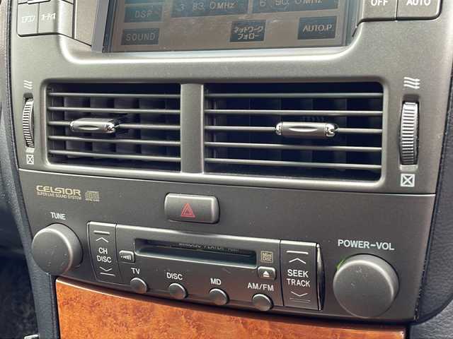 トヨタ セルシオ Cタイプ 徳島県 2002(平14)年 9.2万km 白 サンルーフ/純正フロアマット/ハーフレザーシート/前席シートヒーター/前席エアーシート/前席パワーシート/純正16インチアルミホイール/シートメモリ/純正ドアバイザー/ラジオ/DVDボイスナビゲーション/クルーズコントロール