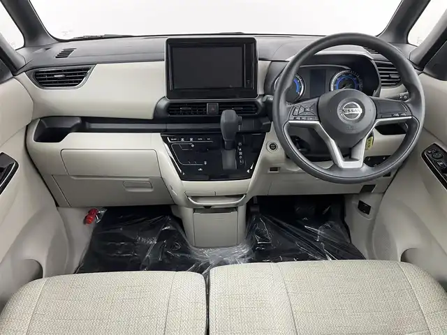 日産 ルークス X 埼玉県 2022(令4)年 1.5万km スパークリングレッドM 純正９型ナビ　全方位　衝突軽減　ＢＴ　スマートキー　パワースライドドア　アイドリングストップ　フルセグＴＶ　オートハイビーム　レーンキープ　コーナーセンサー　純正フロアマット　ベンチシート