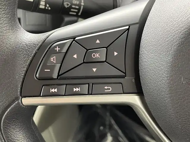 日産 ルークス X 埼玉県 2022(令4)年 1.5万km スパークリングレッドM 純正９型ナビ　全方位　衝突軽減　ＢＴ　スマートキー　パワースライドドア　アイドリングストップ　フルセグＴＶ　オートハイビーム　レーンキープ　コーナーセンサー　純正フロアマット　ベンチシート