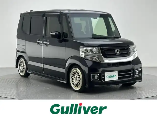 ホンダ Ｎ ＢＯＸ カスタムGターボSSブラッククタイル 兵庫県 2017(平29)年 5.9万km クリスタルブラックパール 純正メモリナビ(CD/DVD/Bluetooth/フルセグTV）/バックカメラ/クルーズコントロール/シートヒーター/ハーフレザーシート/両側スライドドア/社外アルミホイール/純正フロアマット/ドライブレコーダー/ETC/スペアキー/オートライト/ダウンサス/純正アルミホイール付スタッドレスタイヤ積込