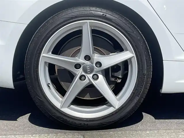 アウディ Ａ５ SB2．0TFSI Q スポーツ 青森県 2017(平29)年 4.8万km アイビスホワイト /4WD/ターボ/バーチャルコックピット/純正メモリーナビ/　(フルセグTV/BT/DVD/AUX)/ETC/ACC/バックカメラ/前後バンパーソナー/前席パワーシートヒーター/黒レザーシート/パワーバックドア/純正18インチアルミ/LEDヘッドライト/ブラインドスポットモニター/革巻きステア/ノブ/パドルシフト/ヘットライトウオッシャー/オートライト/オートワイパー/ミラーヒーター/レーンキピングアシスト/W/サイド/カーテンエアバッグ /ABS/スマートキーx2/保証書/取説