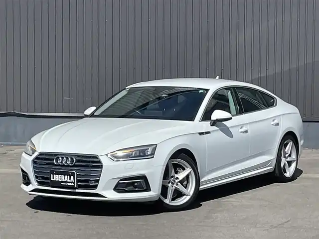 アウディ Ａ５ SB2．0TFSI Q スポーツ 青森県 2017(平29)年 4.8万km アイビスホワイト /4WD/ターボ/バーチャルコックピット/純正メモリーナビ/　(フルセグTV/BT/DVD/AUX)/ETC/ACC/バックカメラ/前後バンパーソナー/前席パワーシートヒーター/黒レザーシート/パワーバックドア/純正18インチアルミ/LEDヘッドライト/ブラインドスポットモニター/革巻きステア/ノブ/パドルシフト/ヘットライトウオッシャー/オートライト/オートワイパー/ミラーヒーター/レーンキピングアシスト/W/サイド/カーテンエアバッグ /ABS/スマートキーx2/保証書/取説