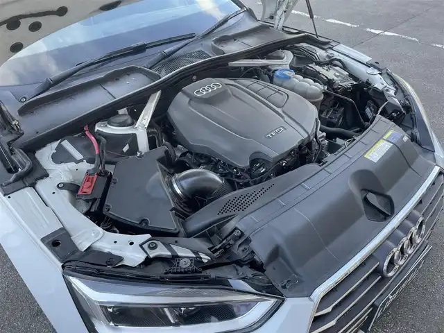 アウディ Ａ５ SB2．0TFSI Q スポーツ 青森県 2017(平29)年 4.8万km アイビスホワイト /4WD/ターボ/バーチャルコックピット/純正メモリーナビ/　(フルセグTV/BT/DVD/AUX)/ETC/ACC/バックカメラ/前後バンパーソナー/前席パワーシートヒーター/黒レザーシート/パワーバックドア/純正18インチアルミ/LEDヘッドライト/ブラインドスポットモニター/革巻きステア/ノブ/パドルシフト/ヘットライトウオッシャー/オートライト/オートワイパー/ミラーヒーター/レーンキピングアシスト/W/サイド/カーテンエアバッグ /ABS/スマートキーx2/保証書/取説
